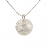 Round shell w/3 Plumeria Pendant