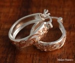 Oval Scroll Earrings (S)